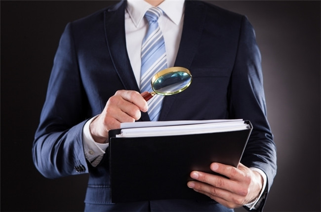 追寻情感光明：河源侦探照亮男人出轨的黑暗